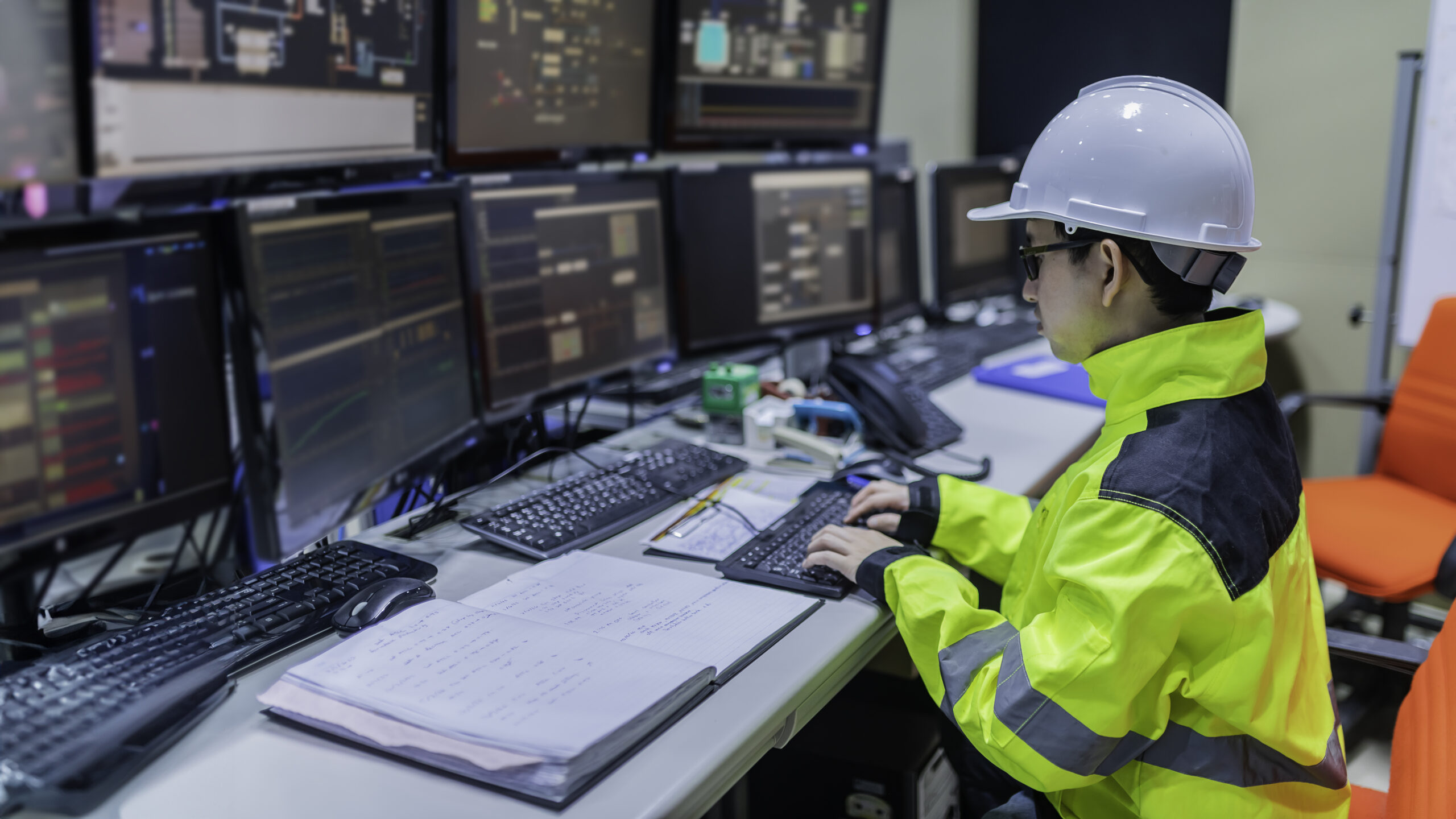 Online Monitoring Control Room